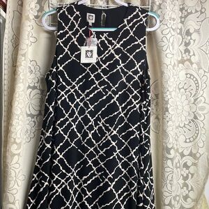 Anne Klein New With Tags Sophisticated knee Length Dress